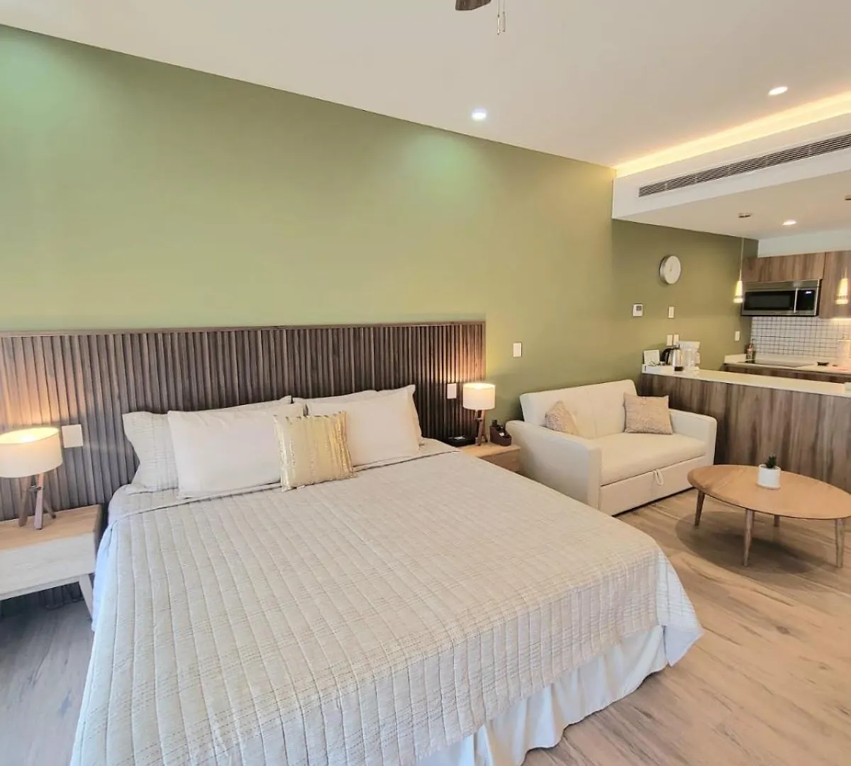 Exclusive Modern Condo In Playacar Playa del Carmen